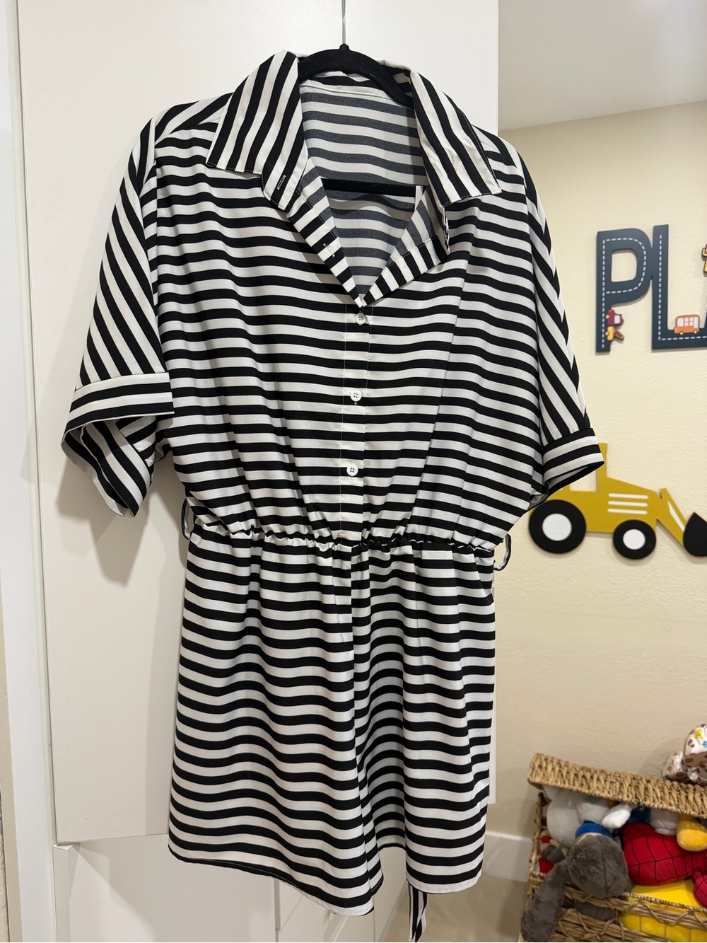 SHEIN Black and White Striped Short Sleeve Romper